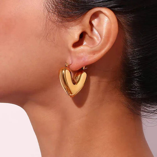Gioviva™ Bold Heart Hoop Earrings - Gold