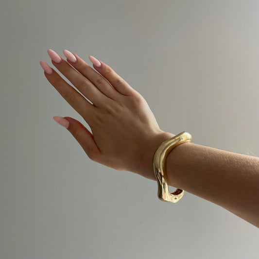 Gioviva™ Gold Open Bracelet
