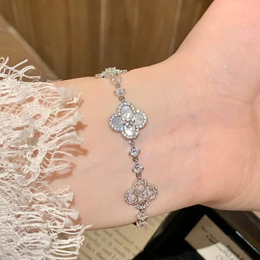Gioviva™  Fleur d'Élégance